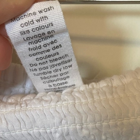 Japna Ruffle bottom crop top with removable straps size large - Picture 3 of 4